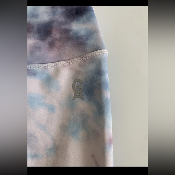 Good American Cloud Tie Dye Leggings – Size 1 – NWOT $99 - Picture 5 of 7